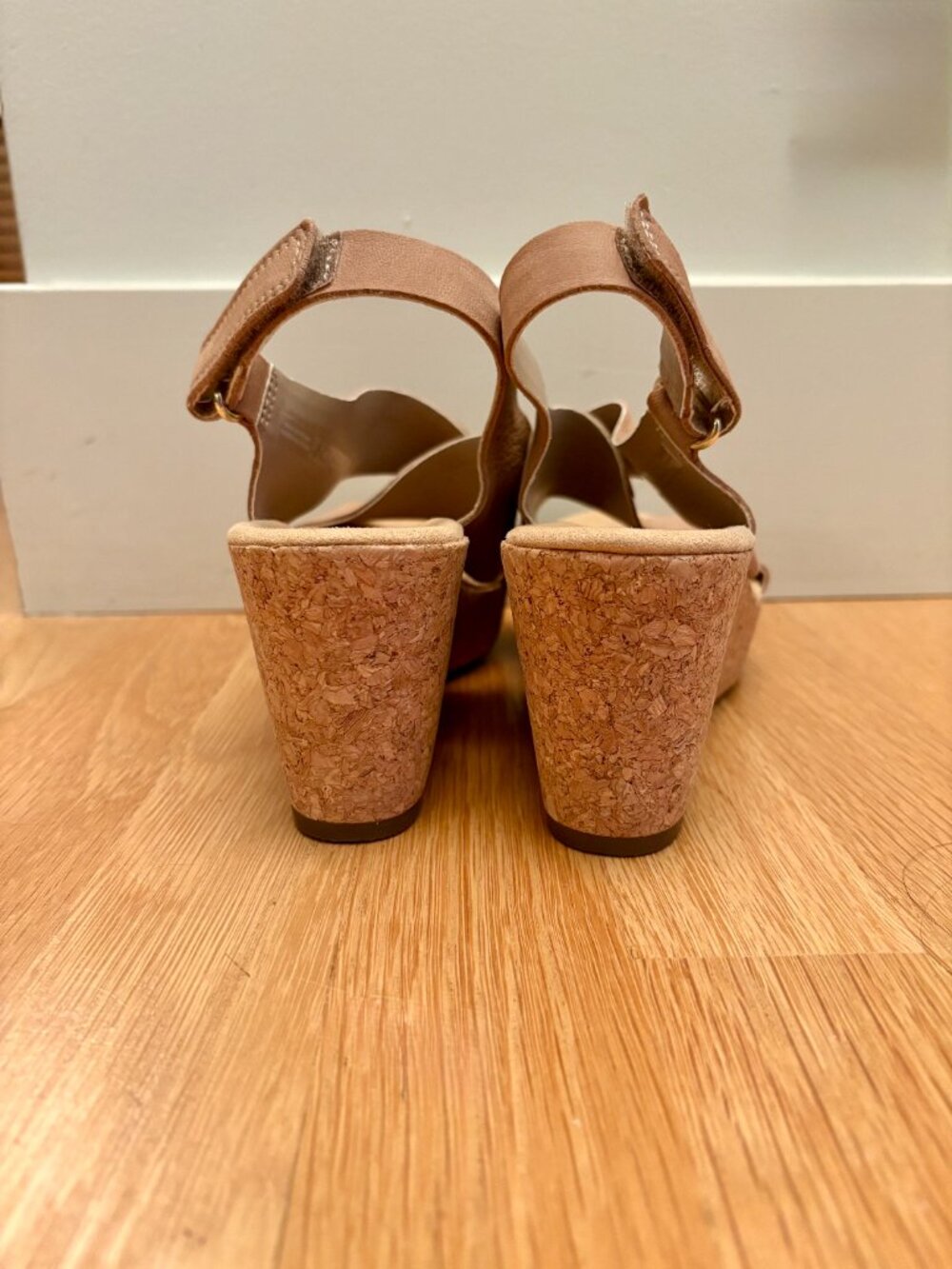 Clarks Women's Annadel Eirwyn Wedge Heel - size 7 - Picture 3 of 6